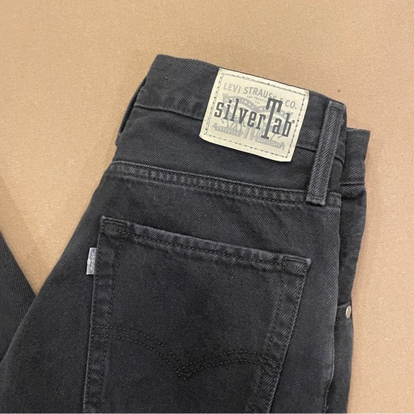 Women’s Levi’s Silvertab ‘94 Baggy Distressed Black Wash Jeans Size 25 - Picture 2 of 15
